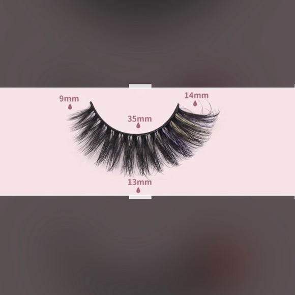 False eyelashes! 🤎 - Picture 3 of 3